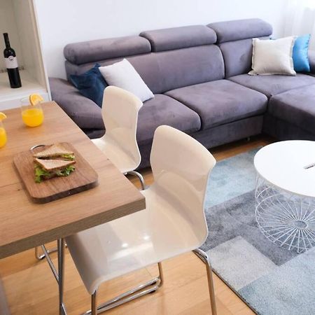 רייקה Apartman Leona 4*, Kantrida מראה חיצוני תמונה
