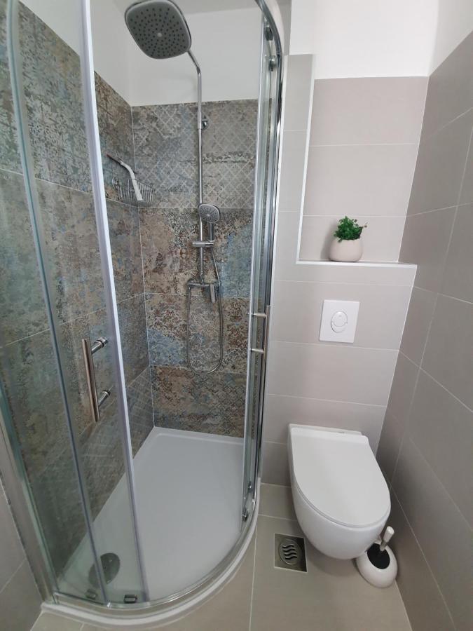רייקה Apartman Leona 4*, Kantrida מראה חיצוני תמונה