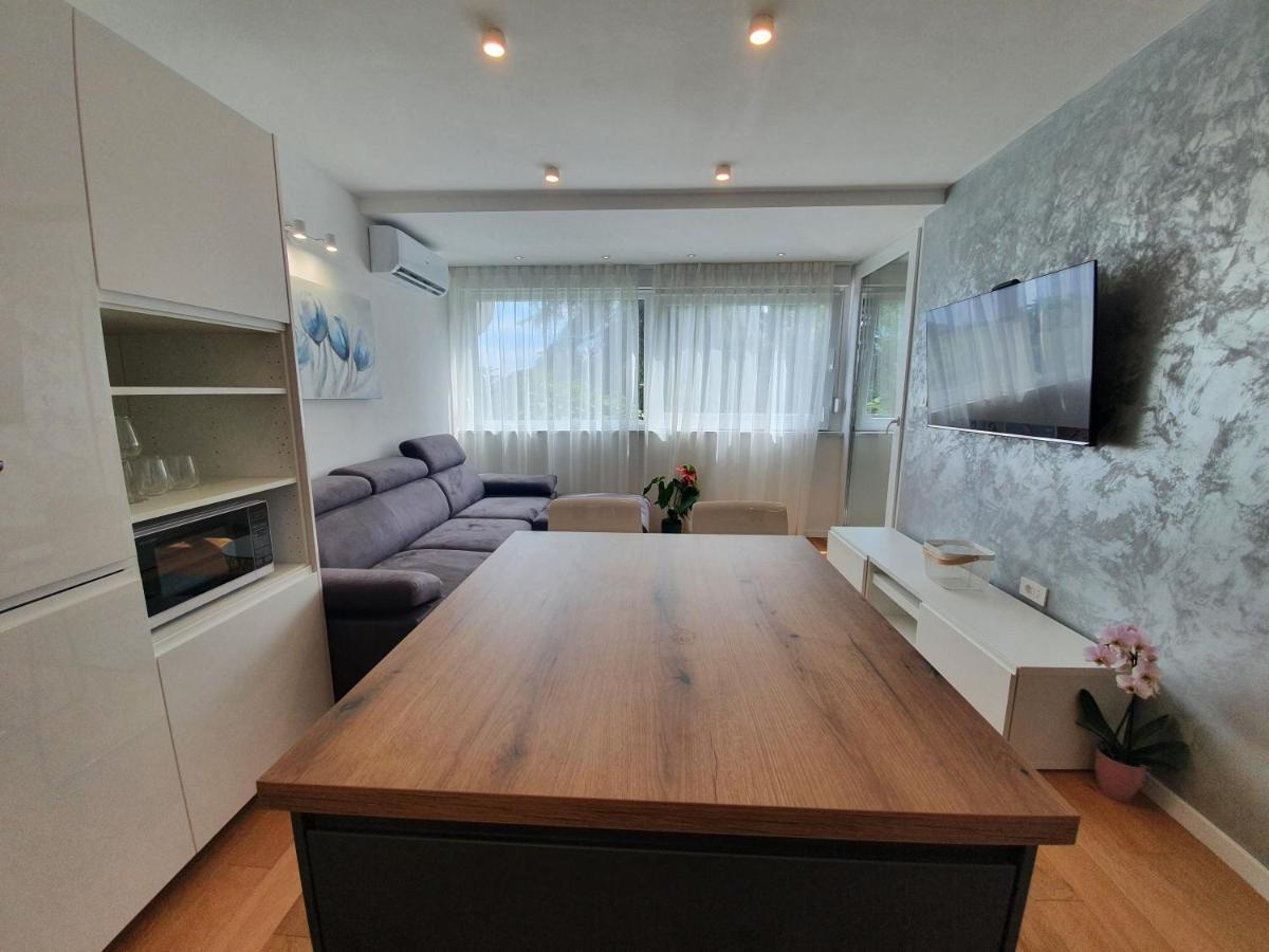 רייקה Apartman Leona 4*, Kantrida מראה חיצוני תמונה