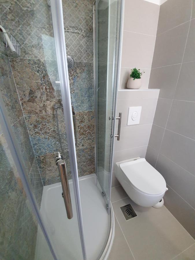 רייקה Apartman Leona 4*, Kantrida מראה חיצוני תמונה