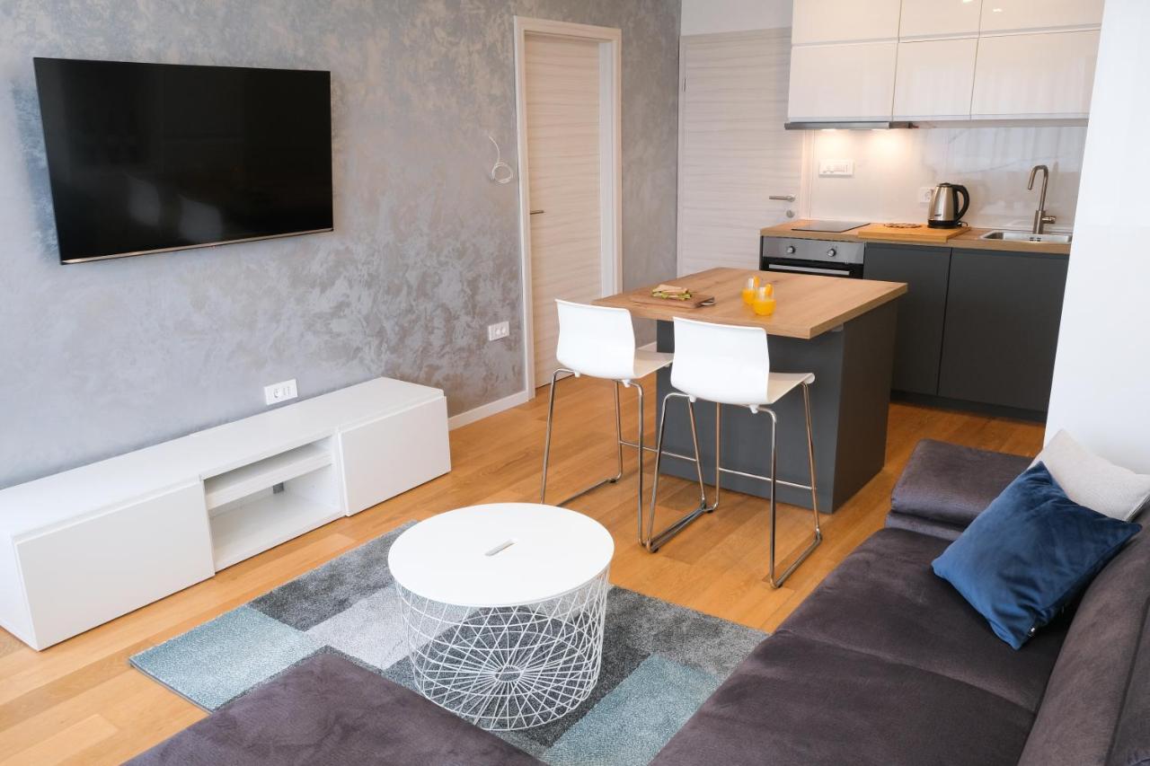 רייקה Apartman Leona 4*, Kantrida מראה חיצוני תמונה
