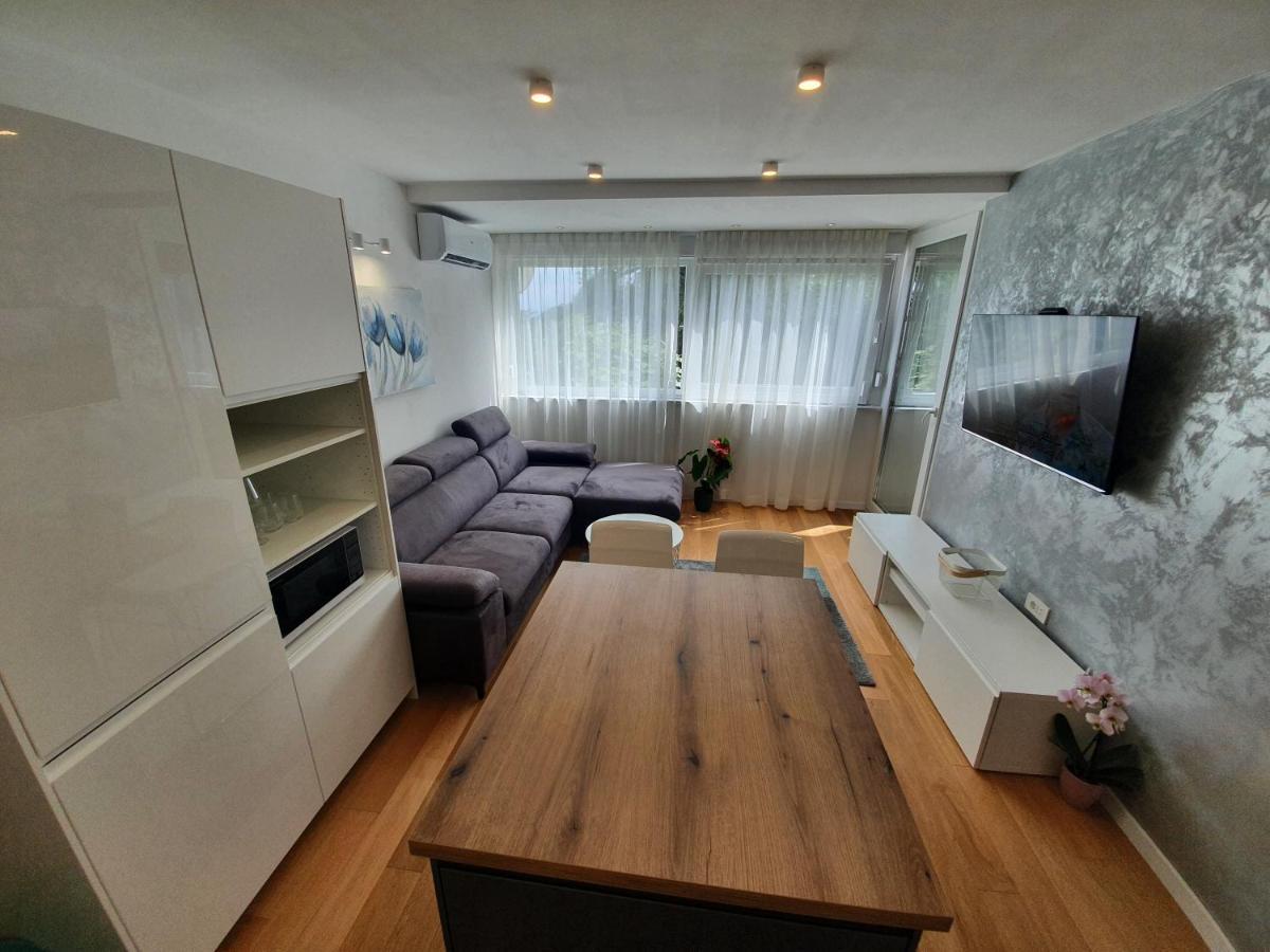 רייקה Apartman Leona 4*, Kantrida מראה חיצוני תמונה